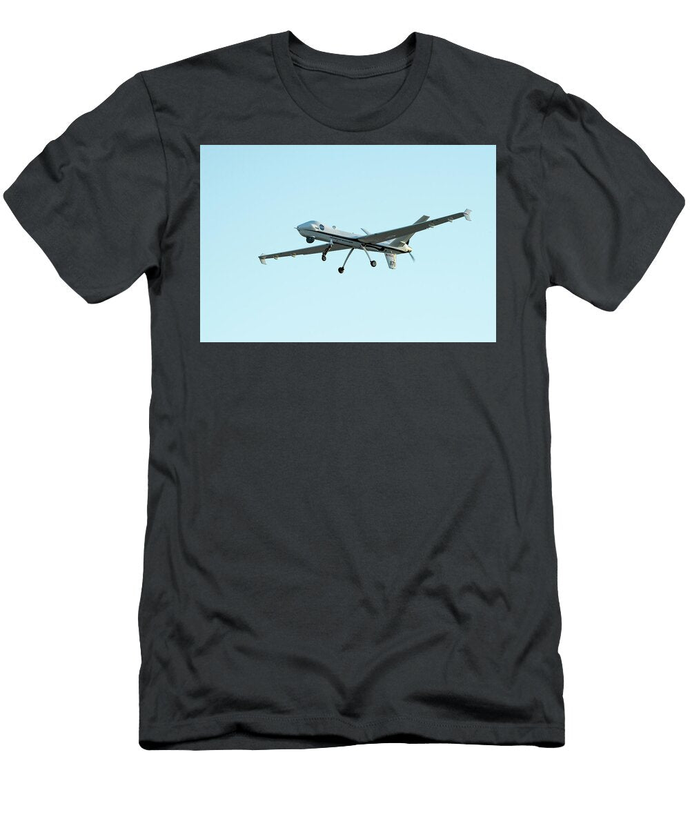 1 1043 NASA Pilots Prepare for Qsf18 Flight Kiguni T-Shirt