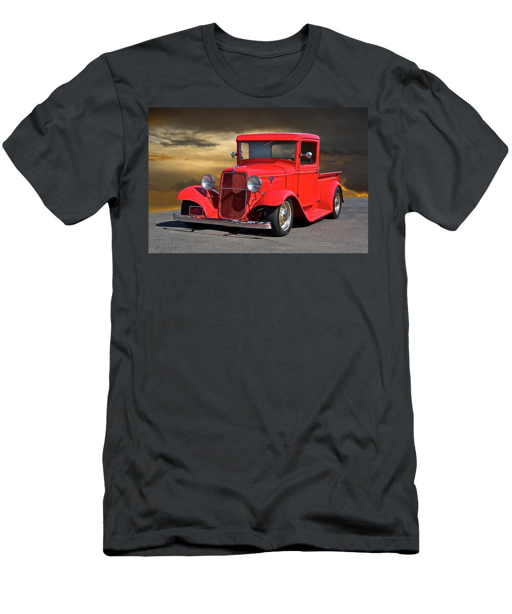 1 1932 Ford Pick Up Dave Koontz T-Shirt
