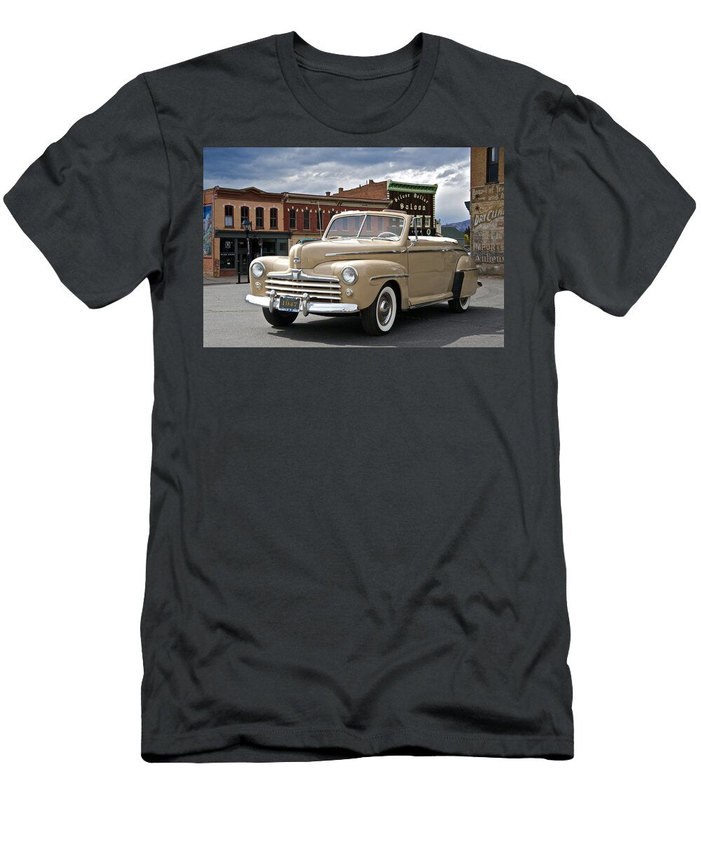 1 1947 Ford Super Deluxe Convertible Dave Koontz T-Shirt