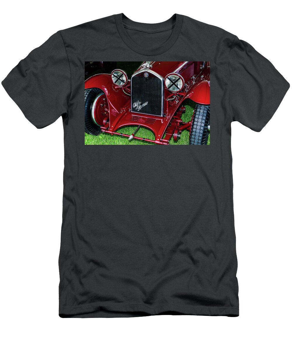 1 a 1933 Alfa Romeo 6c 1750 Graham Cornall T-Shirt
