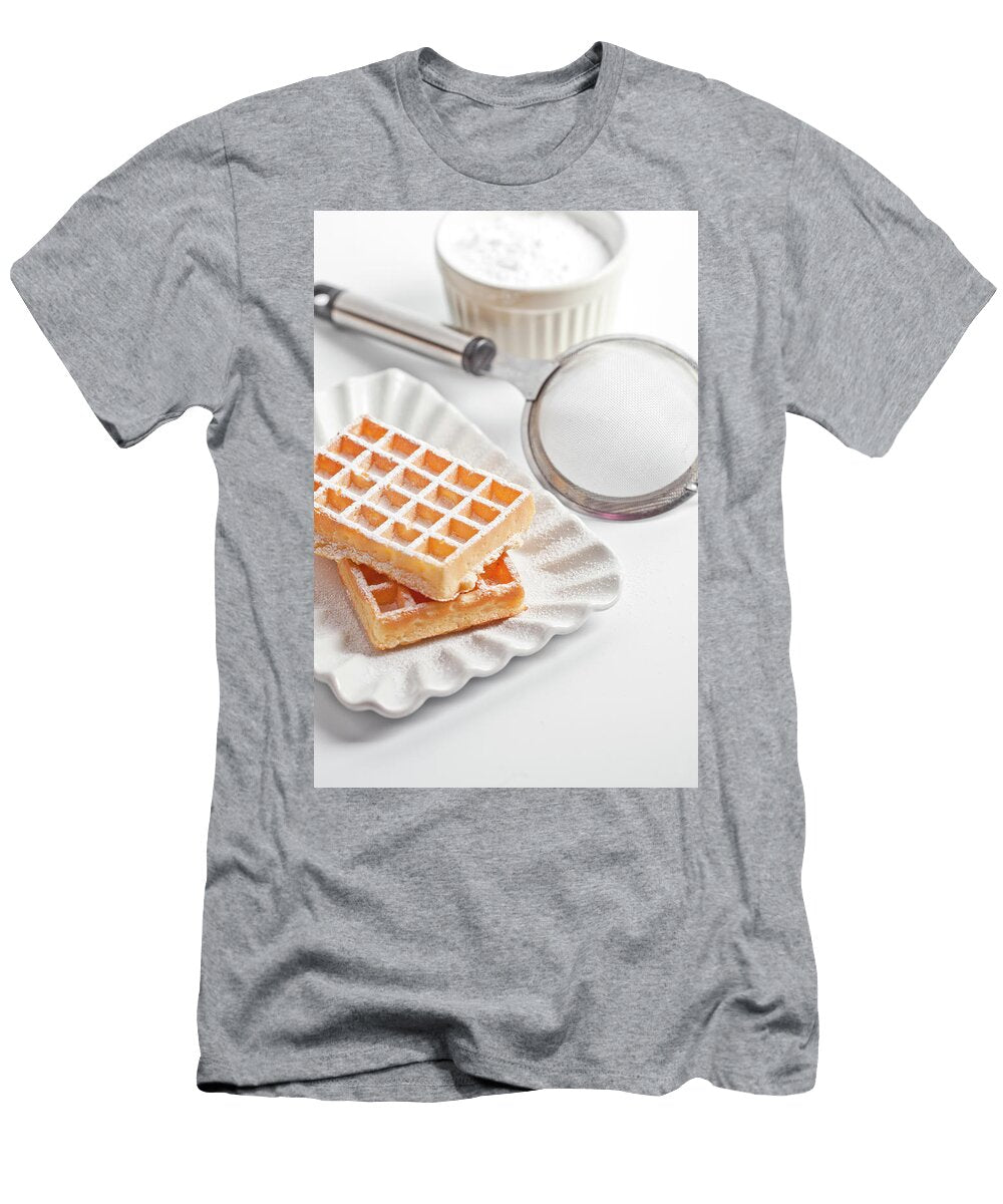 1 Belgium Waffers with Sugar Powder on Ceramic Plate and Strainer Liss Art Studio T-Shirt