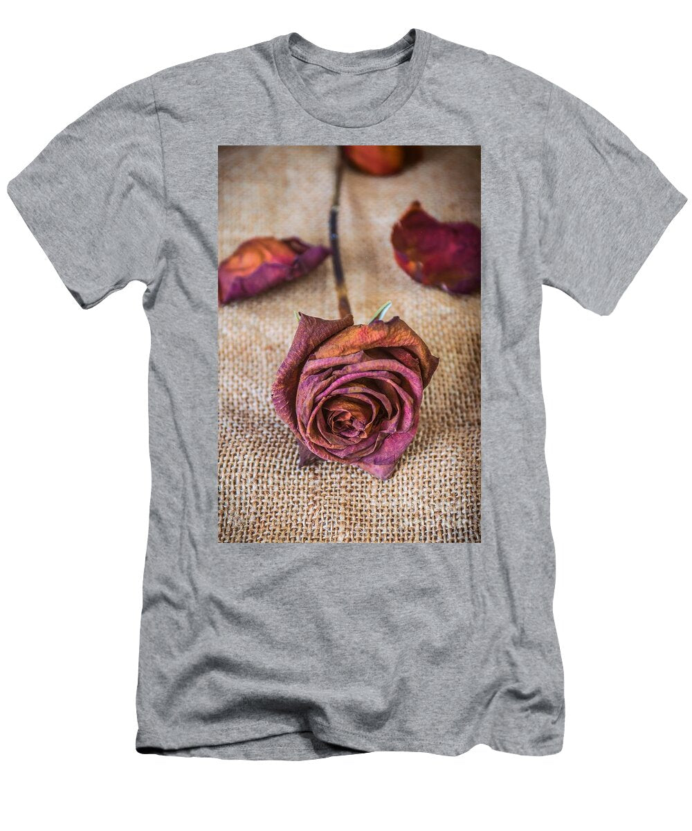 1 Dead Rose Carlos Caetano T-Shirt