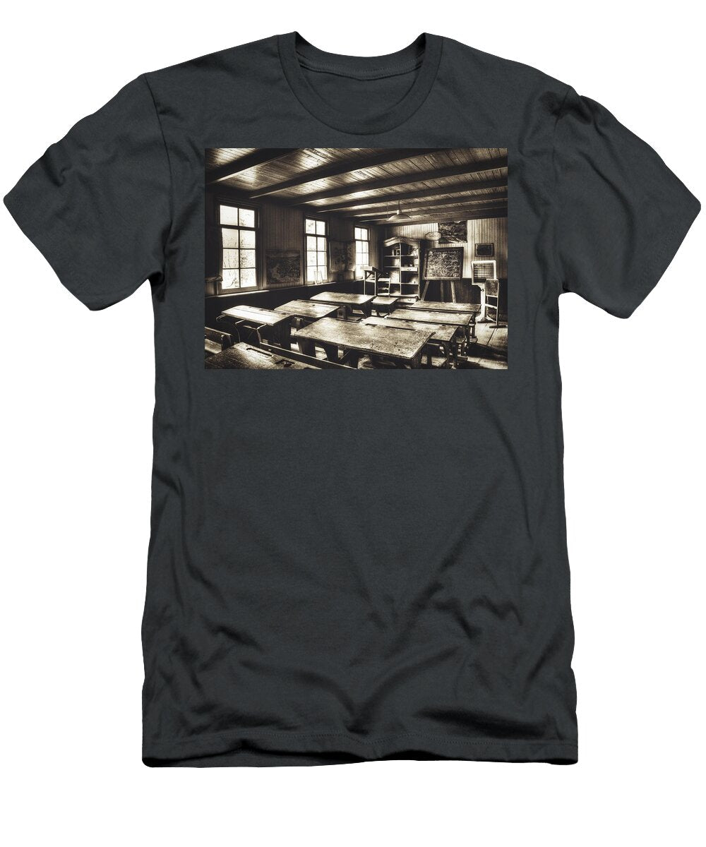 1 Good Old Fashioned Education Skitterphoto Peter Heeling T-Shirt