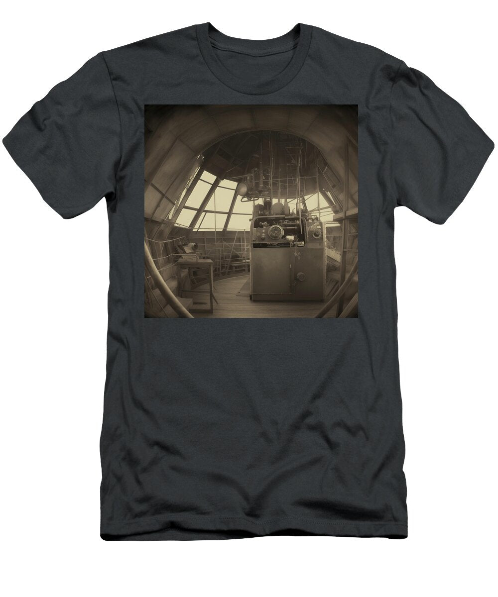 1 Homebuilt Space Observatory Console Yo Pedro T-Shirt