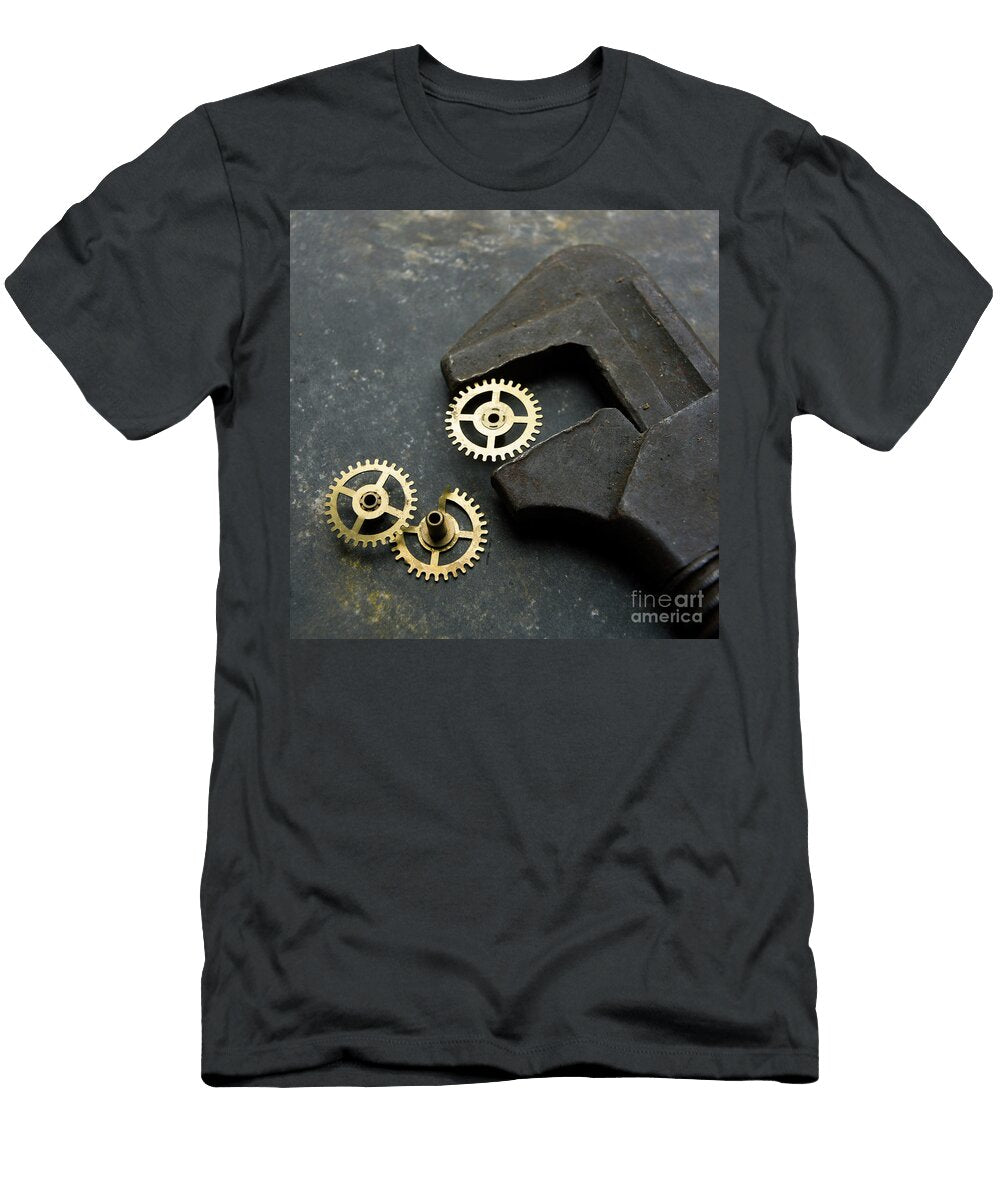 1 Rusty Spanner and Watch Cog Bernard Jaubert T-Shirt