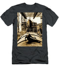 1 Working on Submarine 1943 U S N a T-Shirt
