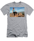 10 Woman Hiking Up Mt Dialbo Terry Schmidbauer T-Shirt