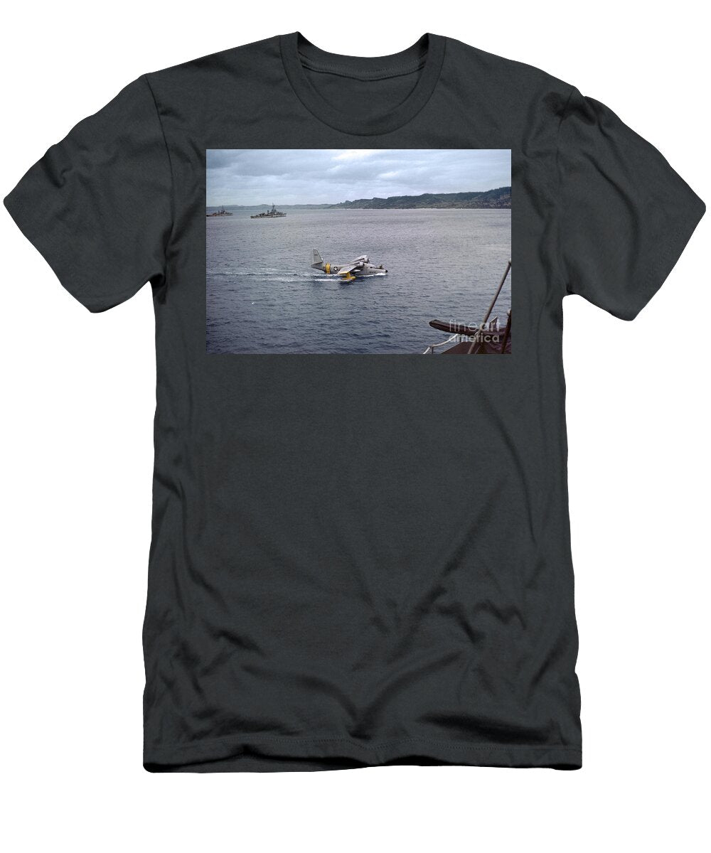 1002 Grumman Hu 16 Albatross in the Water Wernher Krutein T-Shirt