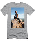 15 Woman Hiking Up Mt Dialbo Terry Schmidbauer T-Shirt