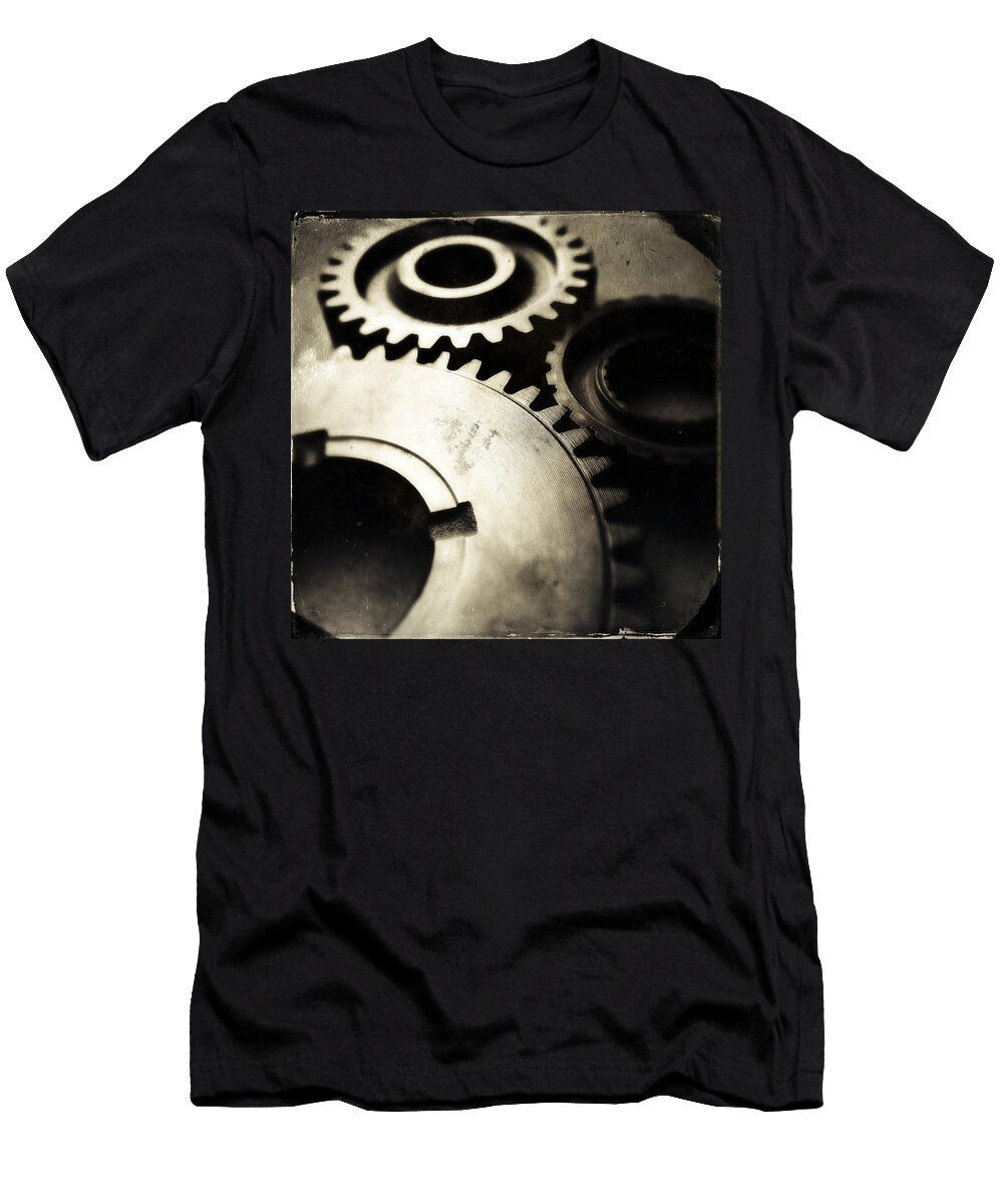17 Cogs Les Cunliffe T-Shirt