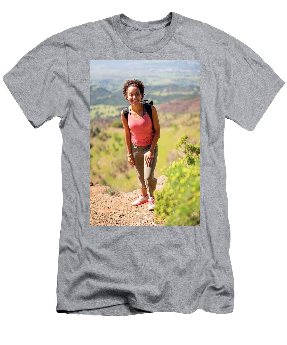 17 Woman Hiking Up Mt Dialbo Terry Schmidbauer T-Shirt