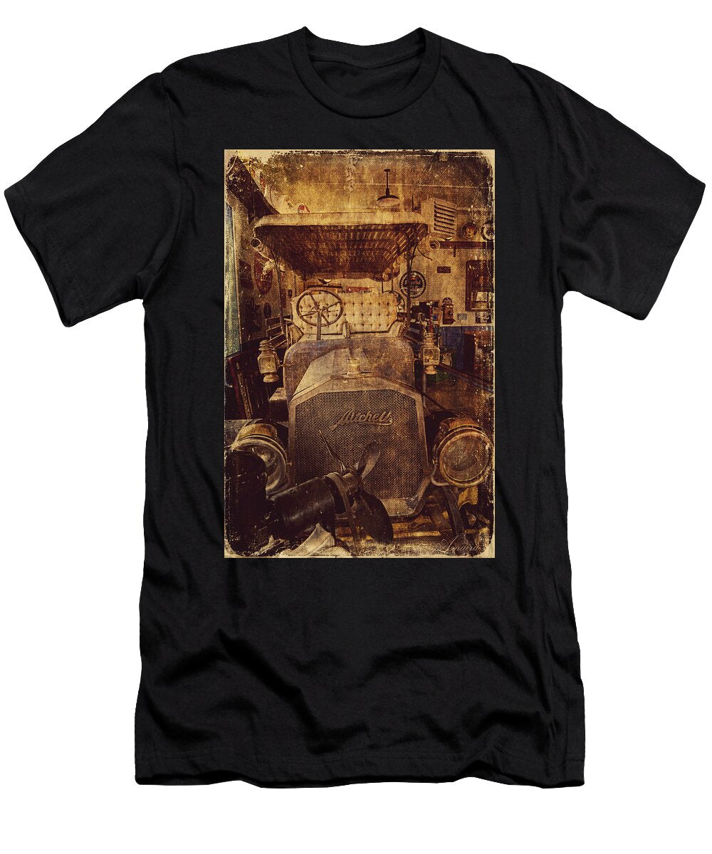 1907 Mitchell Maria Angelica Maira T-Shirt