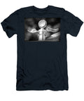 1914 Model T Ford in Black and White Paul Ward T-Shirt
