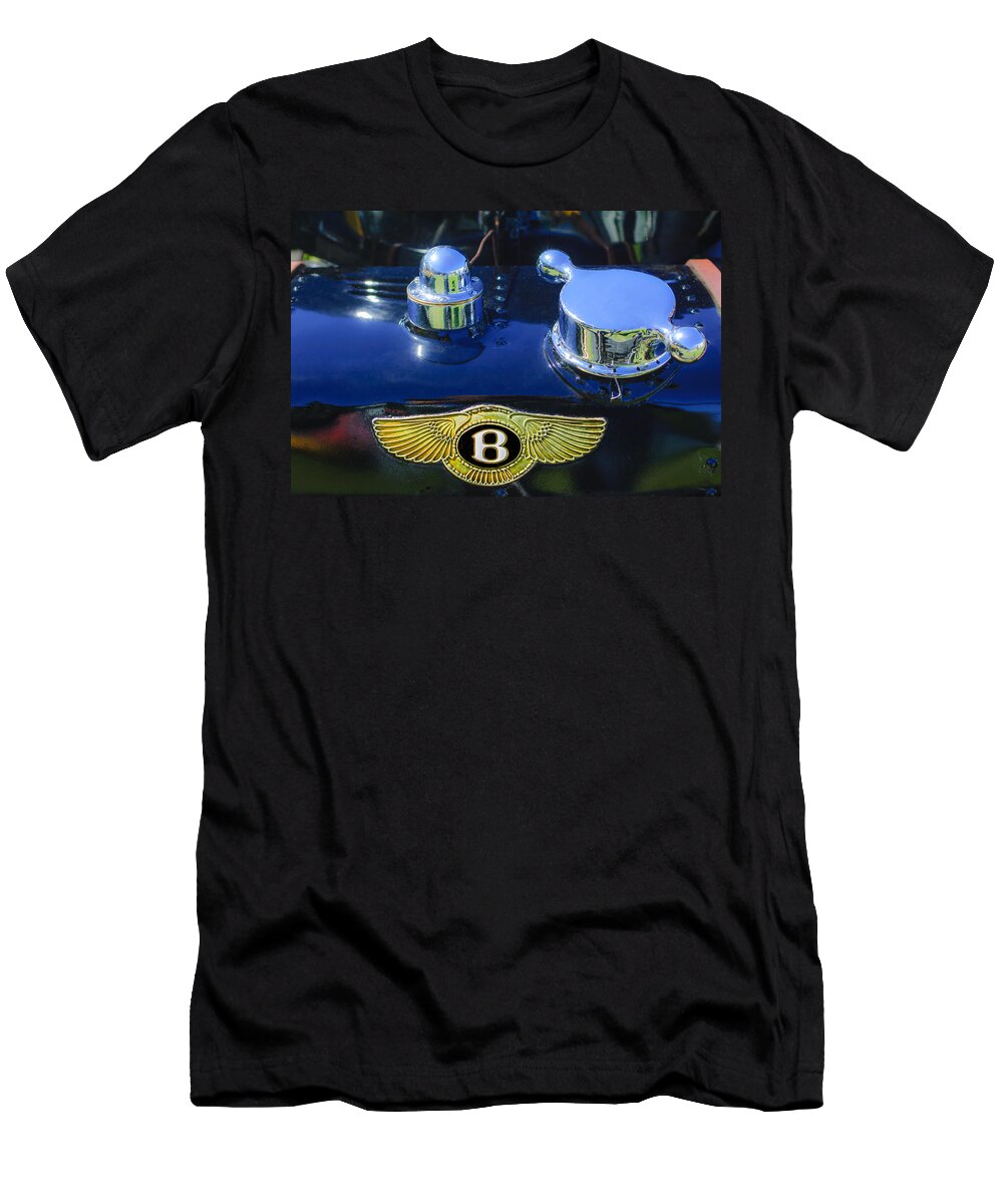 1931 Bentley 45 Liter Supercharged Le Mans Rear Emblem Jill Reger T-Shirt