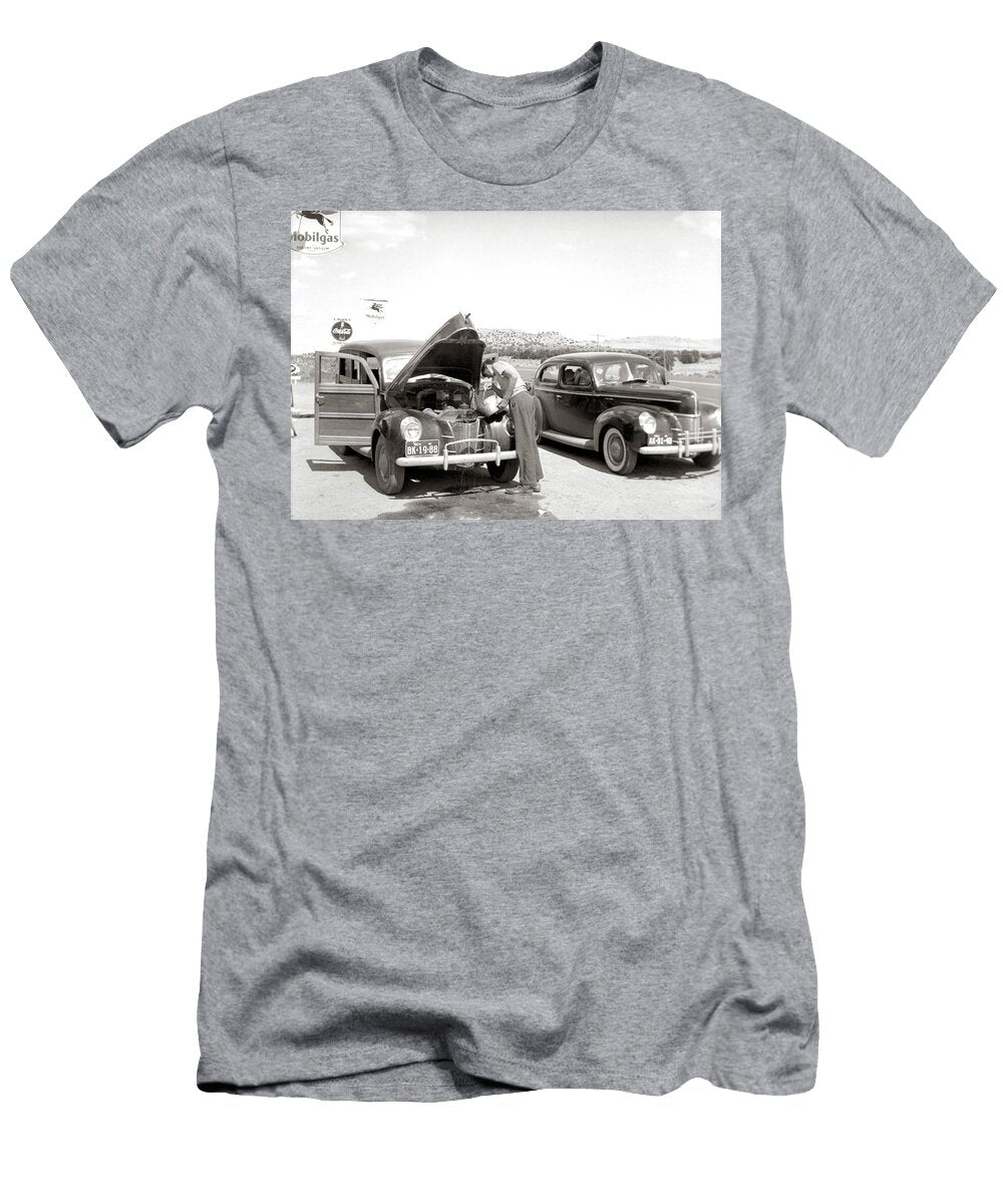1940 Woody Station Wagon Route 66 Marilyn Hunt T-Shirt