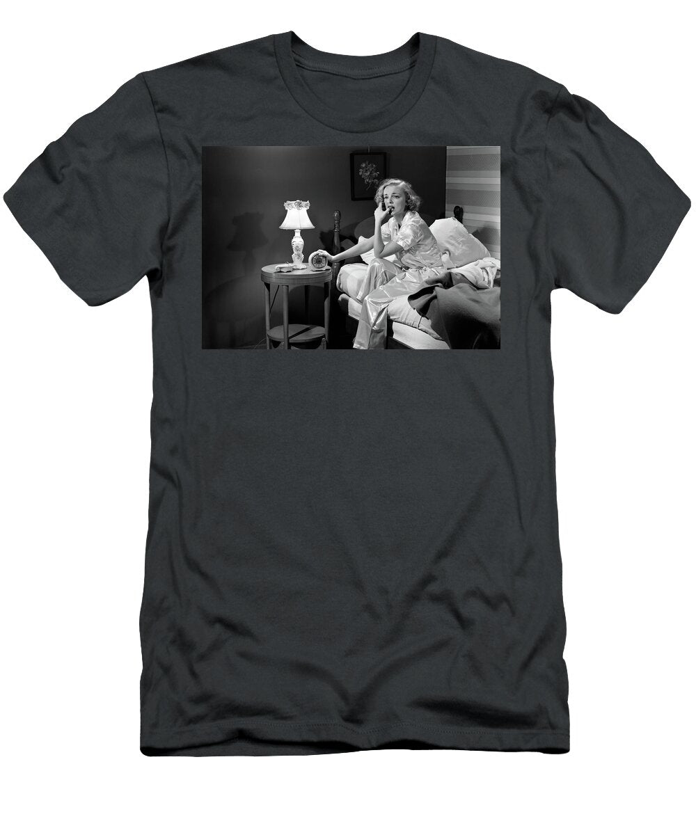 1950s Woman Silk Pajamas Sitting Edge Vintage Images T-Shirt