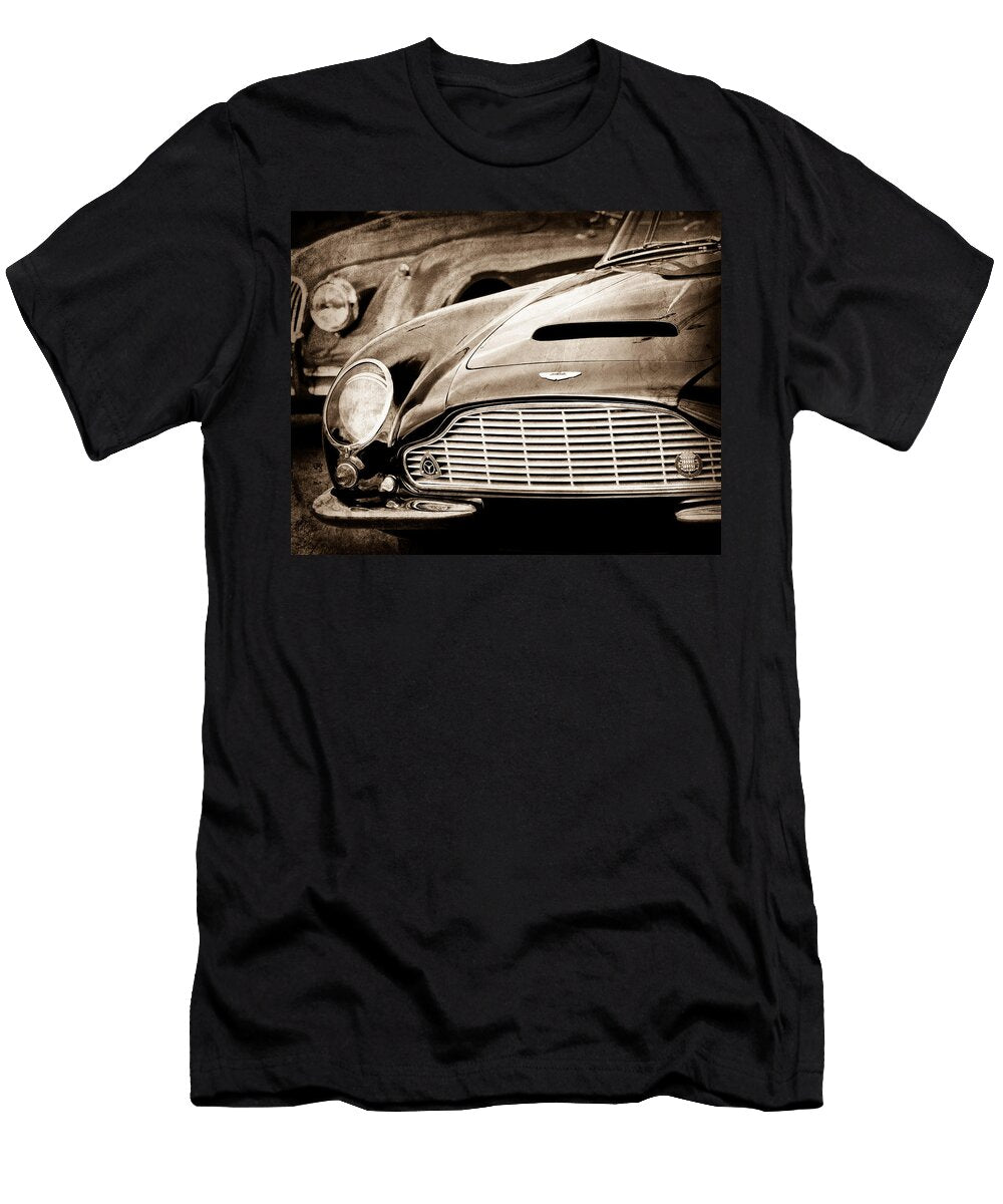 1965 Aston Martin Db6 Short Chassis Volante Grille Jill Reger T-Shirt