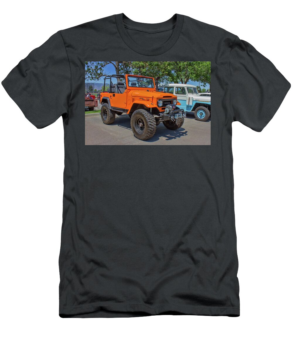 1971 Toyota Land Cruiser Nick Gray T-Shirt