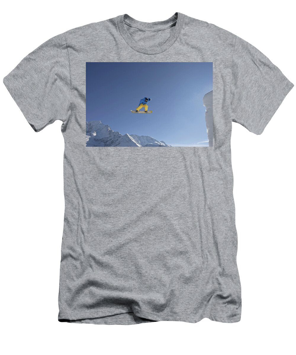 2 Free Style At Snowpark in Les Houches Mario Colonel T-Shirt