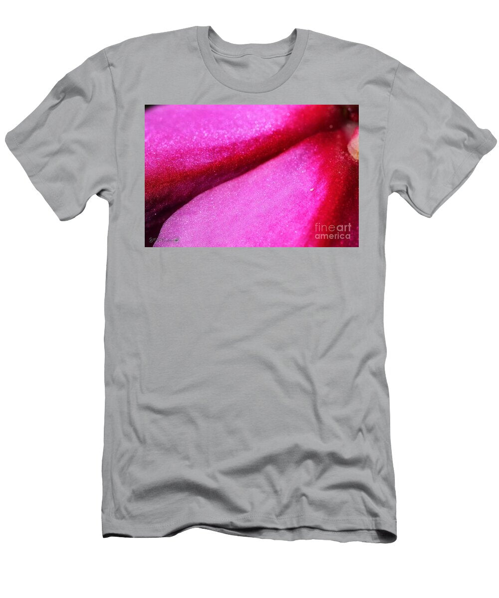 2 New Guinea Impatiens Named Sonic Sweet Purple 09 J Mccombie T-Shirt