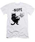 2 No Kings in America Black Cat Funny Cat Kicking Zyneu Gangd T-Shirt