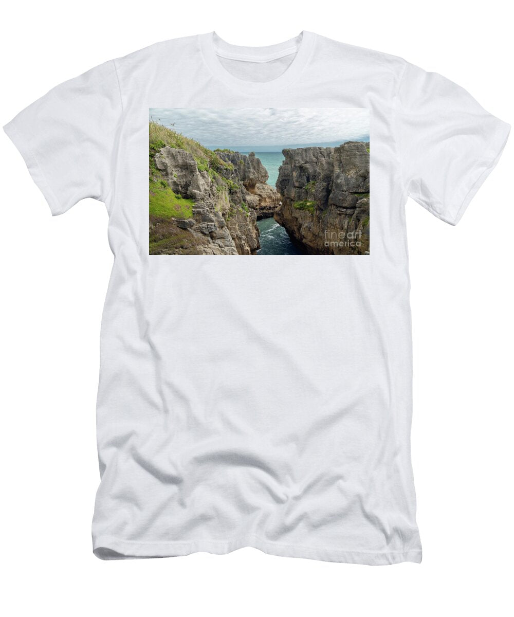2 Pancake Rocks Hanna Tor T-Shirt