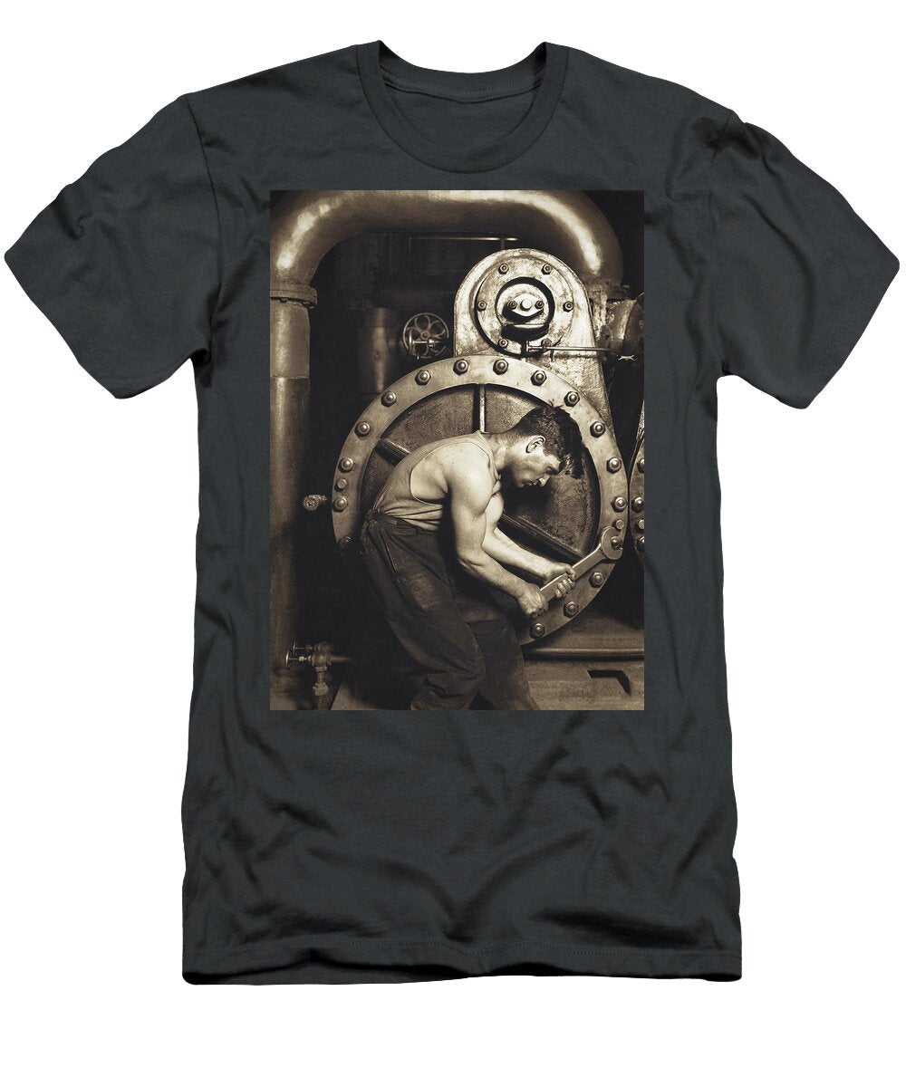 2 Powerhouse Mechanic 1920 Lewis Hine T-Shirt