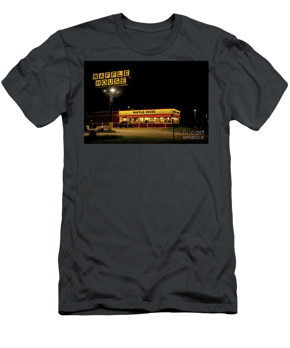 2 Waffle House 7715 Bardstown Louisville Ky Fineartroyal Joshua Mimbs T-Shirt