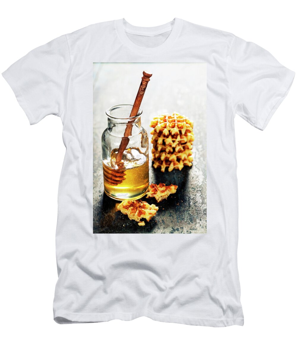 2 Waffles Natalia Klenova T-Shirt