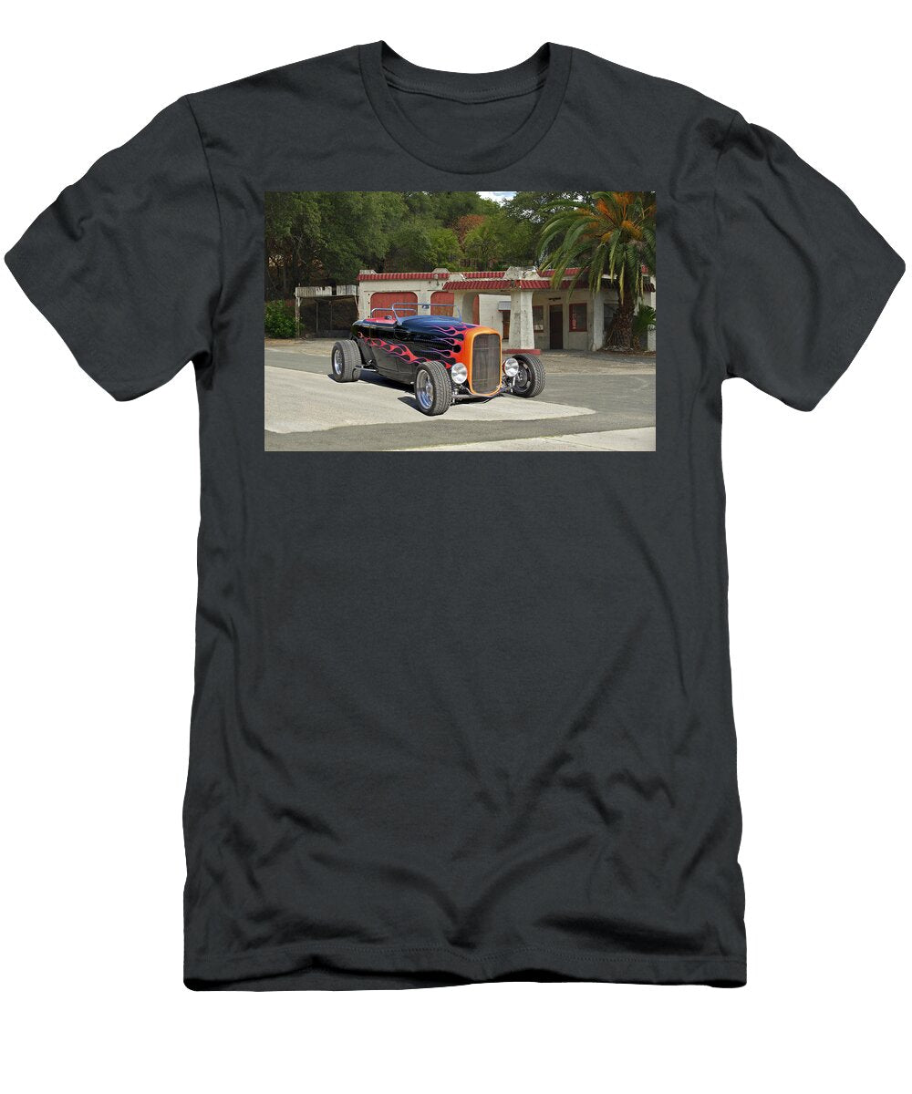 21 1932 Ford Roadster Dave Koontz T-Shirt