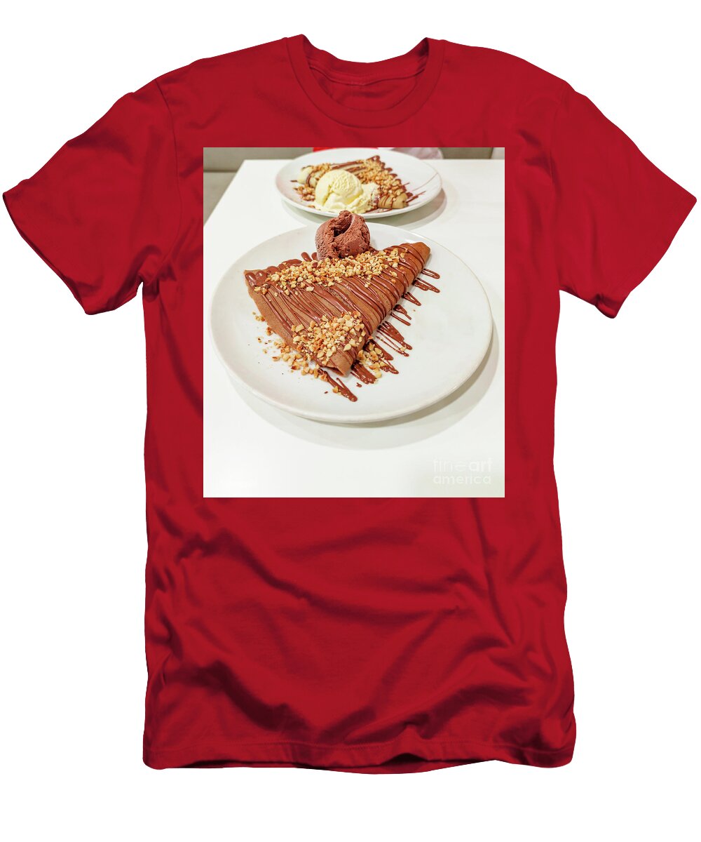 4 French Crepes with Chocolate Benny Marty T-Shirt