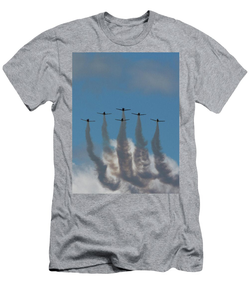 4 North American T 28 Trojan a Single Engine Trainerflying in Form Bruce Beck T-Shirt