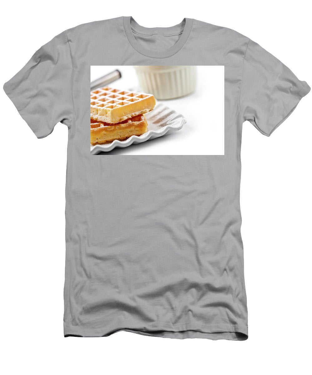5 Belgium Waffers with Sugar Powder on Ceramic Plate and Strainer Liss Art Studio T-Shirt