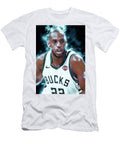 5 Player Khris Middleton Khris Middleton Khrismiddleton Jameskhristianmiddleton Milwaukee Bucks Detroi Wrenn Huber T-Shirt