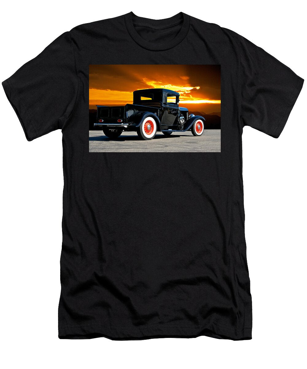 6 1932 Ford Pick Up Dave Koontz T-Shirt