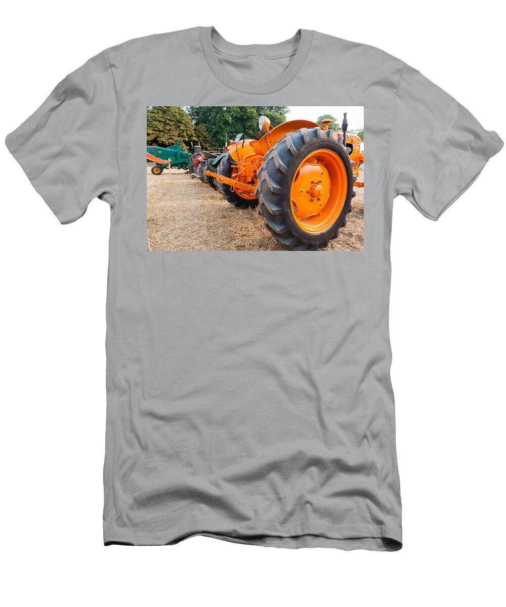 6 Old Tractors Davide Guidolin T-Shirt