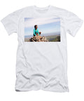6 Woman Hiking Up Mt Dialbo Terry Schmidbauer T-Shirt