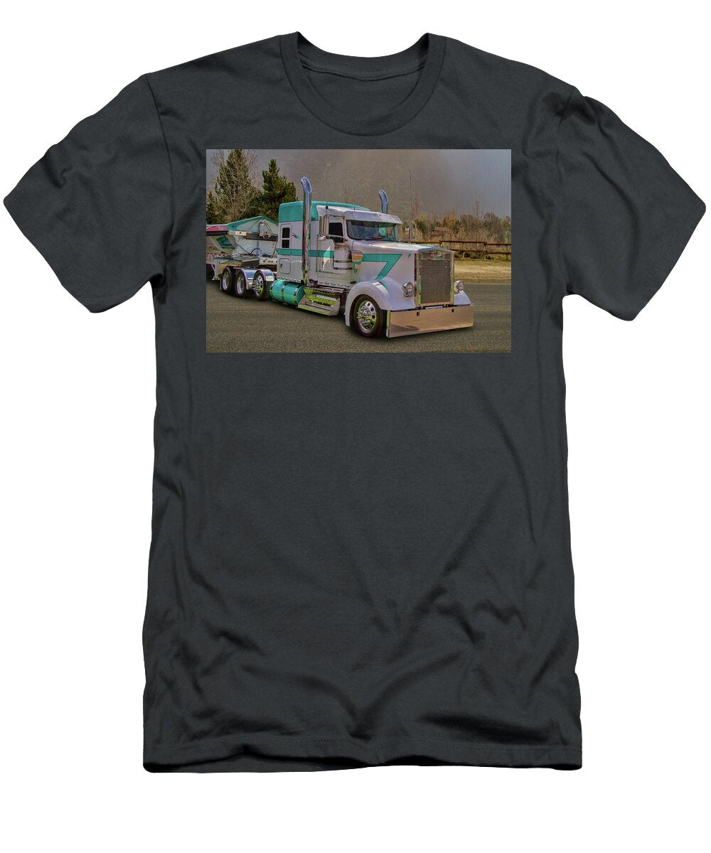 7 Kenworth Semi Truck Nick Gray T-Shirt