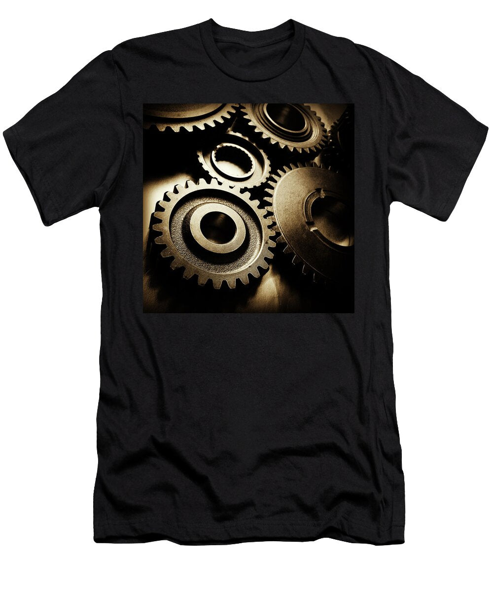 8 Cogs Les Cunliffe T-Shirt