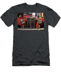 A Beautiful Red English Classic Mg Daniel Ladd T-Shirt