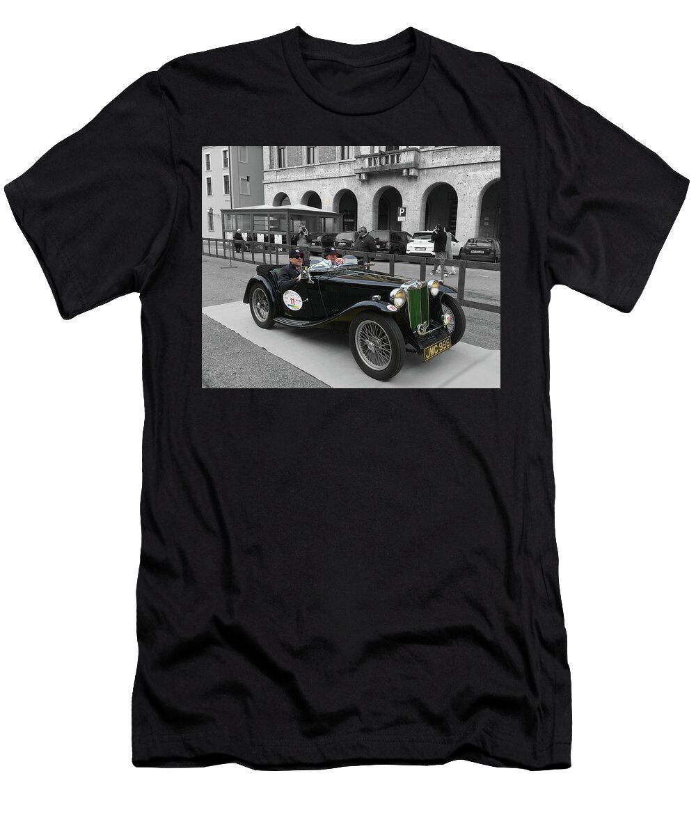 A Classic Vinrage British Mg Car Marina Usmanskaya T-Shirt