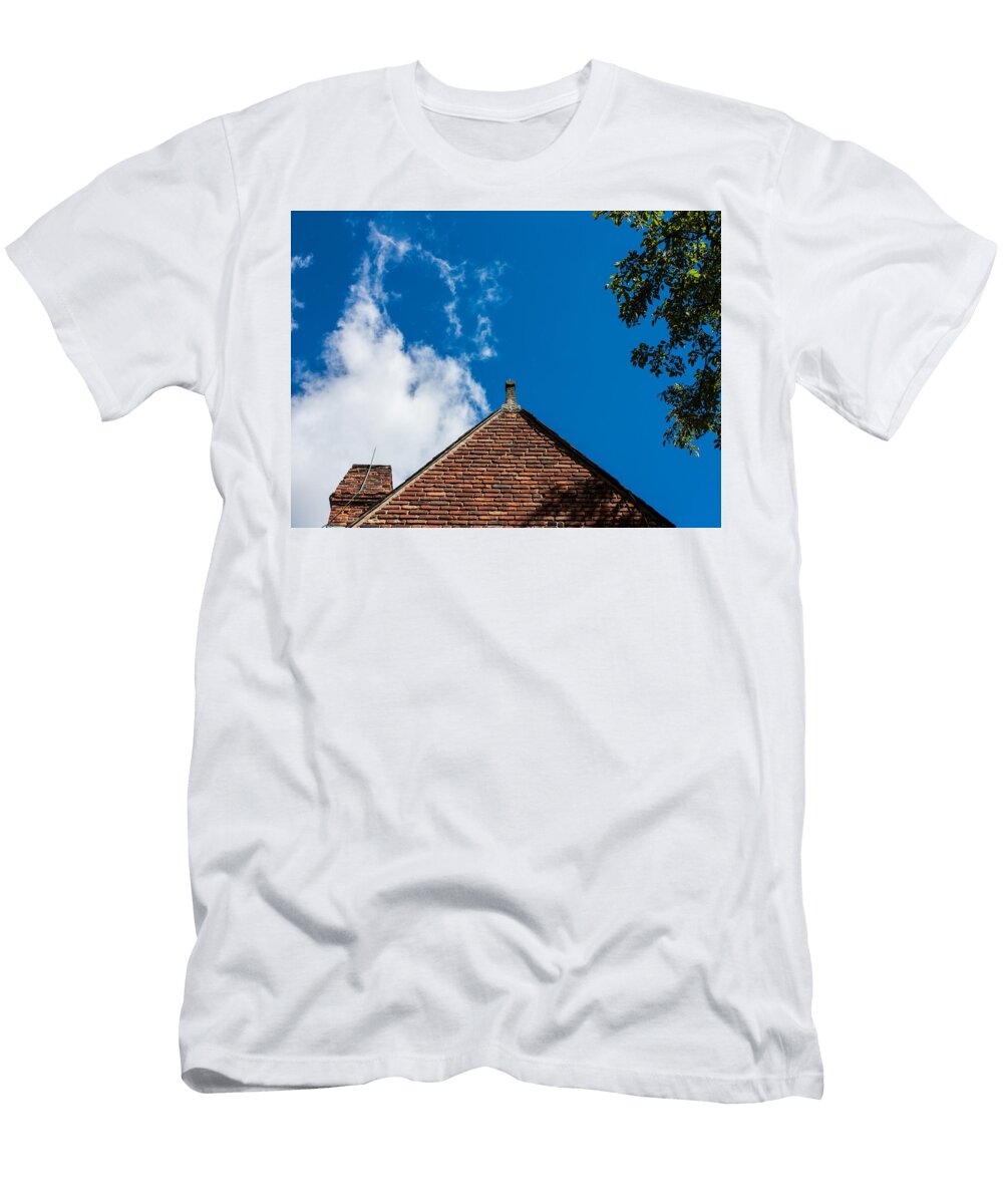 Amity House Roof Claus Siebenhaar T-Shirt