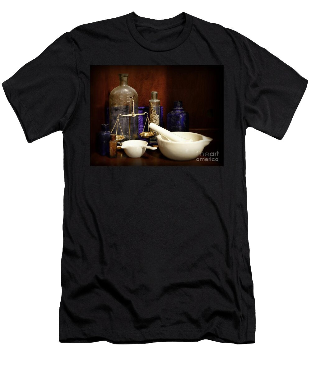Apothecary Mortar Pestle and Scales Paul Ward T-Shirt
