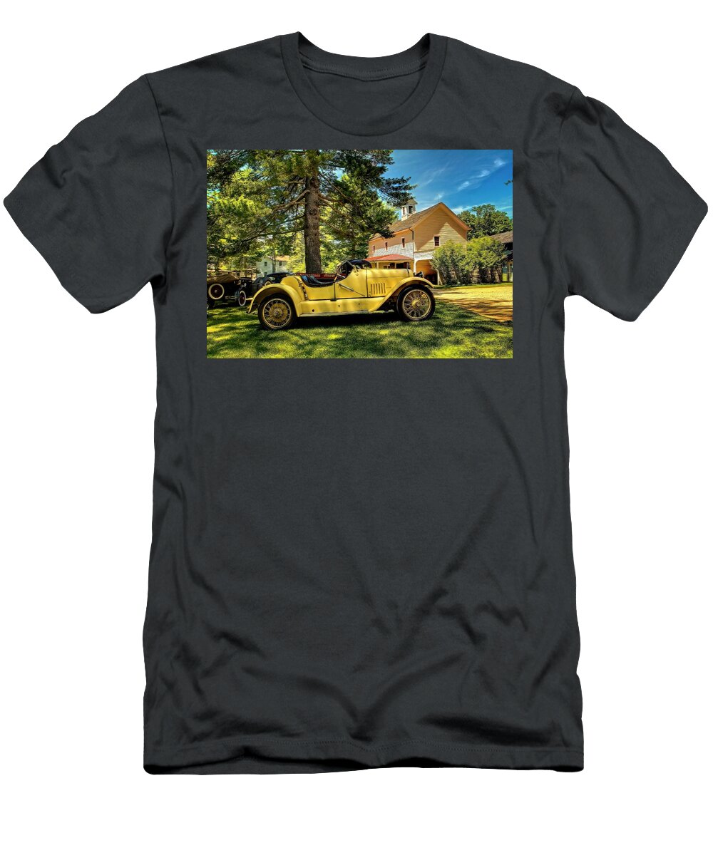 Automobile Classic Geraldine Scull T-Shirt