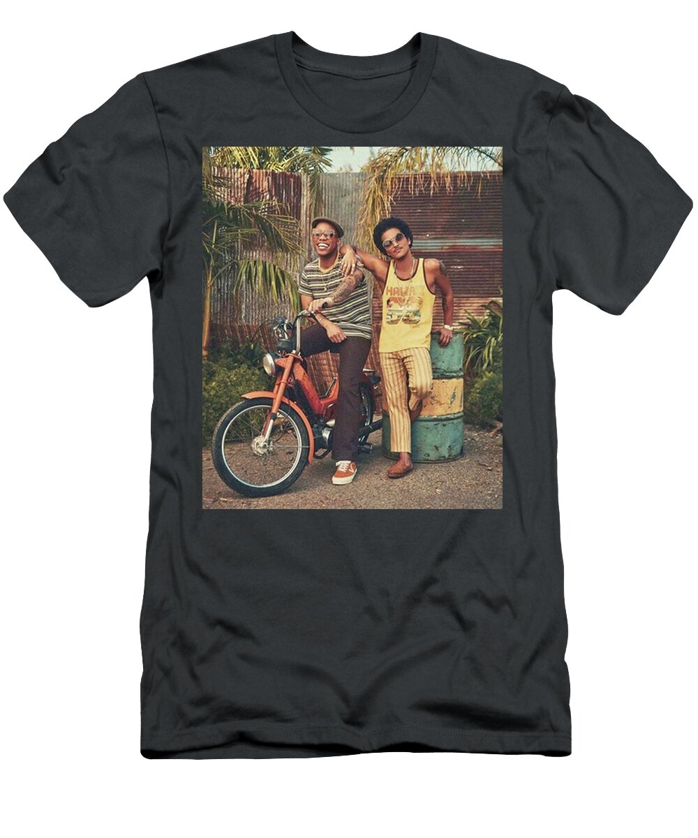 Bestie Silk Sonic Dalton Simonis T-Shirt