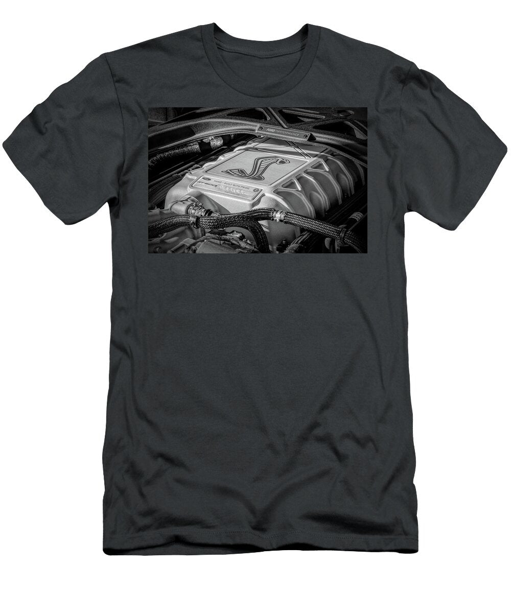 Black and White Ford Mustang Gt500 Engine Iconic Cobra Augusta Georgia John Kirkland T-Shirt