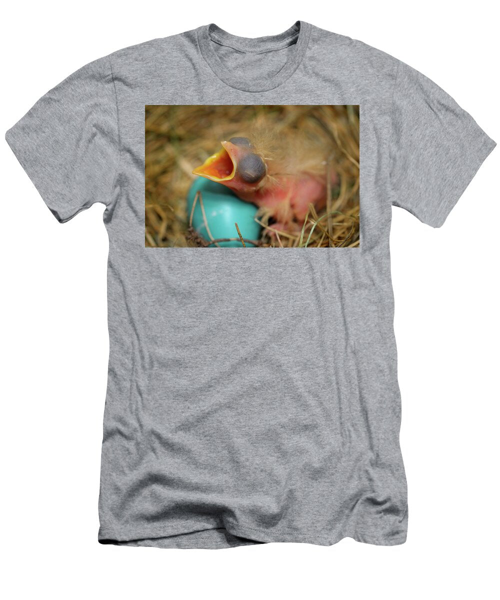Blind Day Old Hatchling Robin in Nest Lying Over a Blue Egg with Reimar Gaertner T-Shirt