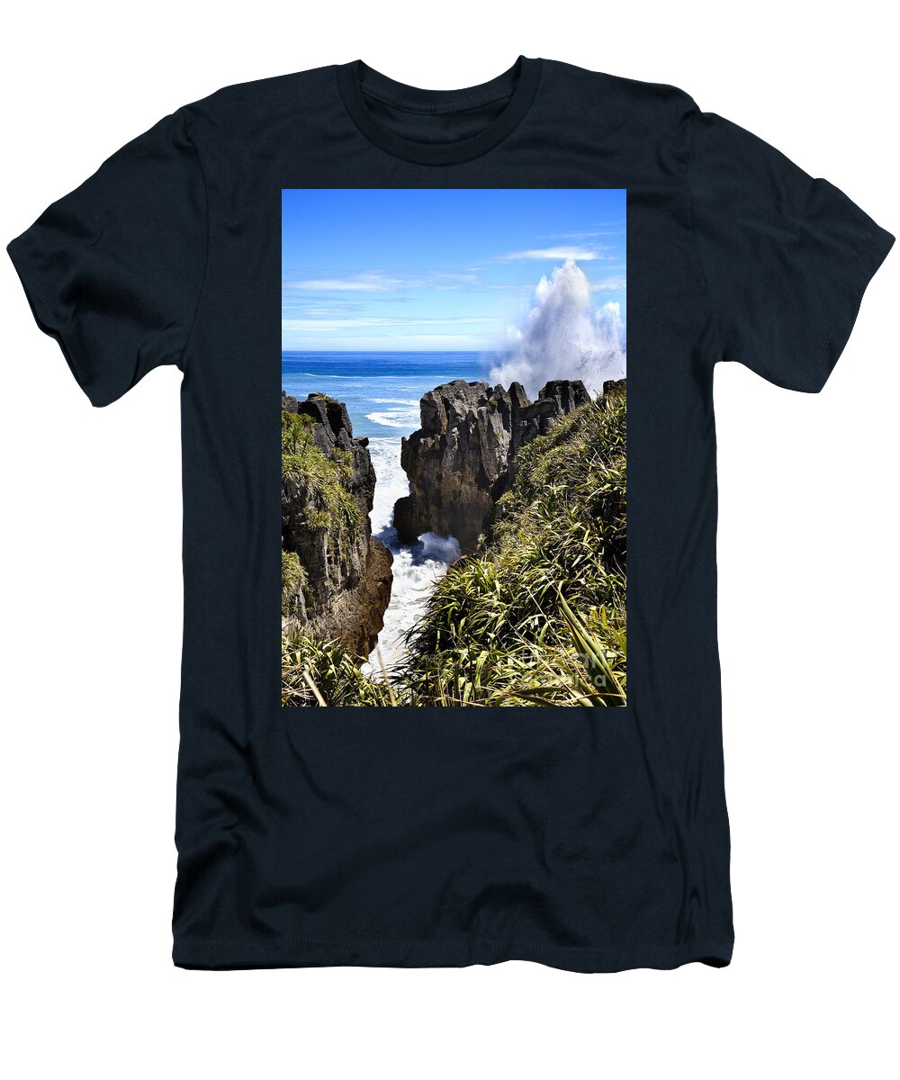 Blowhole 1 Fabian Roessler T-Shirt