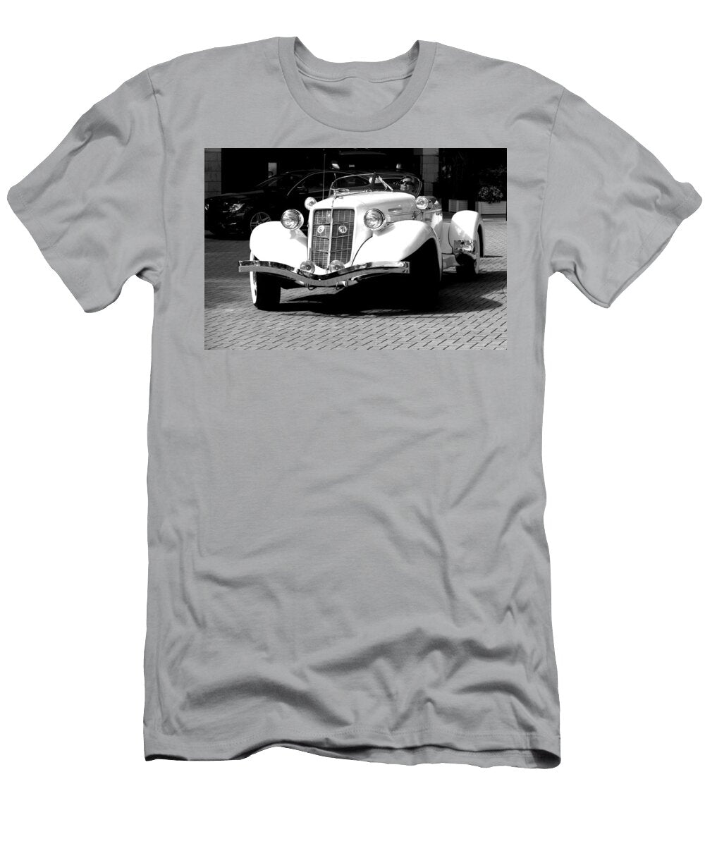 Boattailing the Boattail Don Columbus T-Shirt