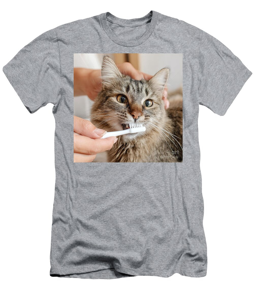 Brushing Cat Teeth Elisabeth Lucas T-Shirt